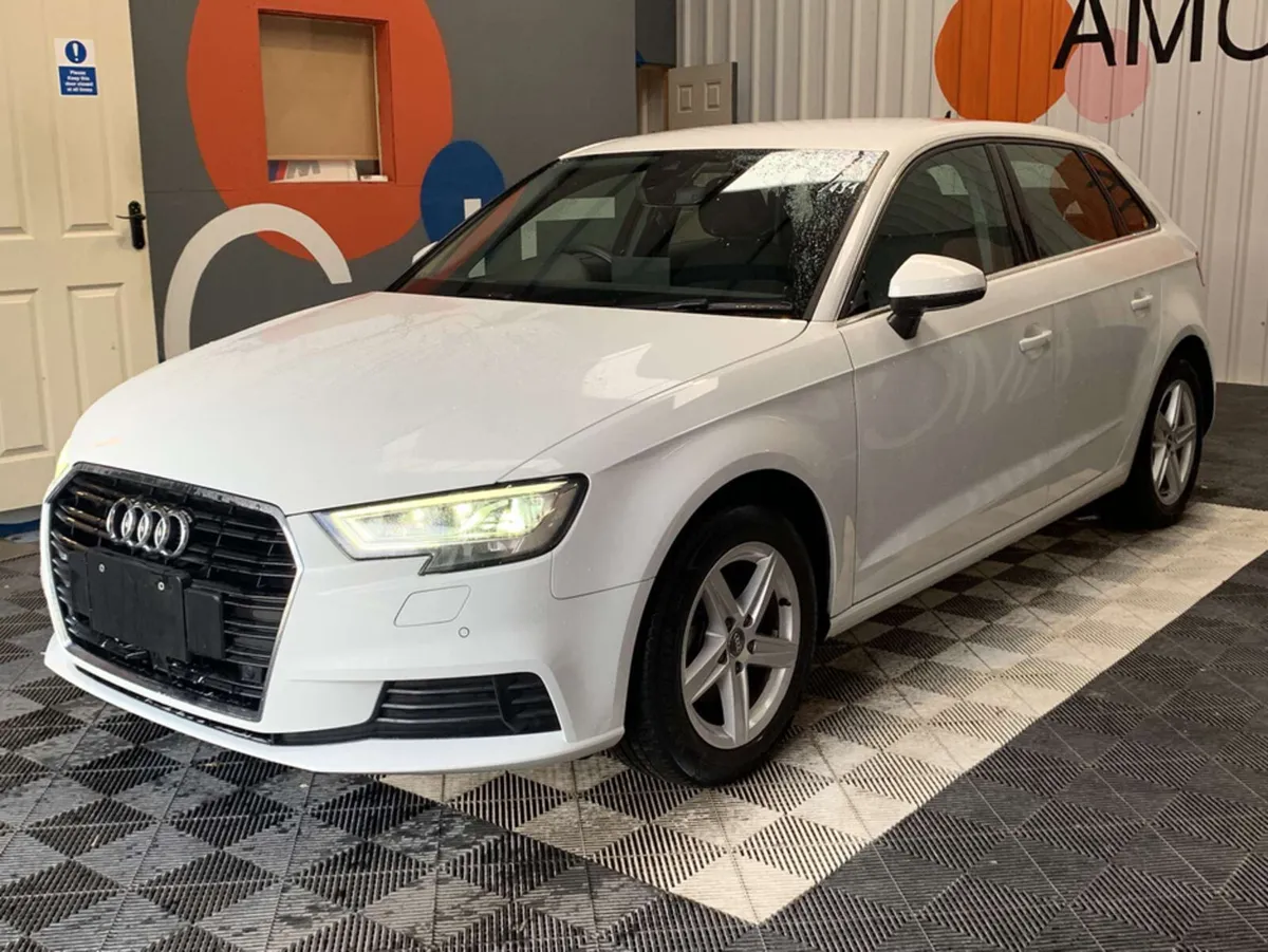 Audi A3 Audi A3 30 TFSI / 36k KMs / Reverse Camera - Image 2