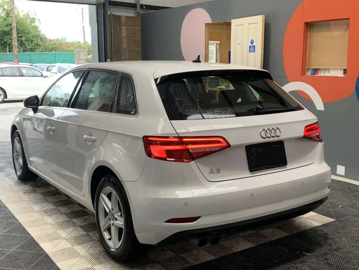 Audi A3 Audi A3 30 TFSI / 36k KMs / Reverse Camera - Image 3