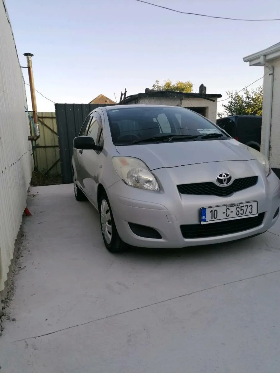 Toyota Yaris - Image 2