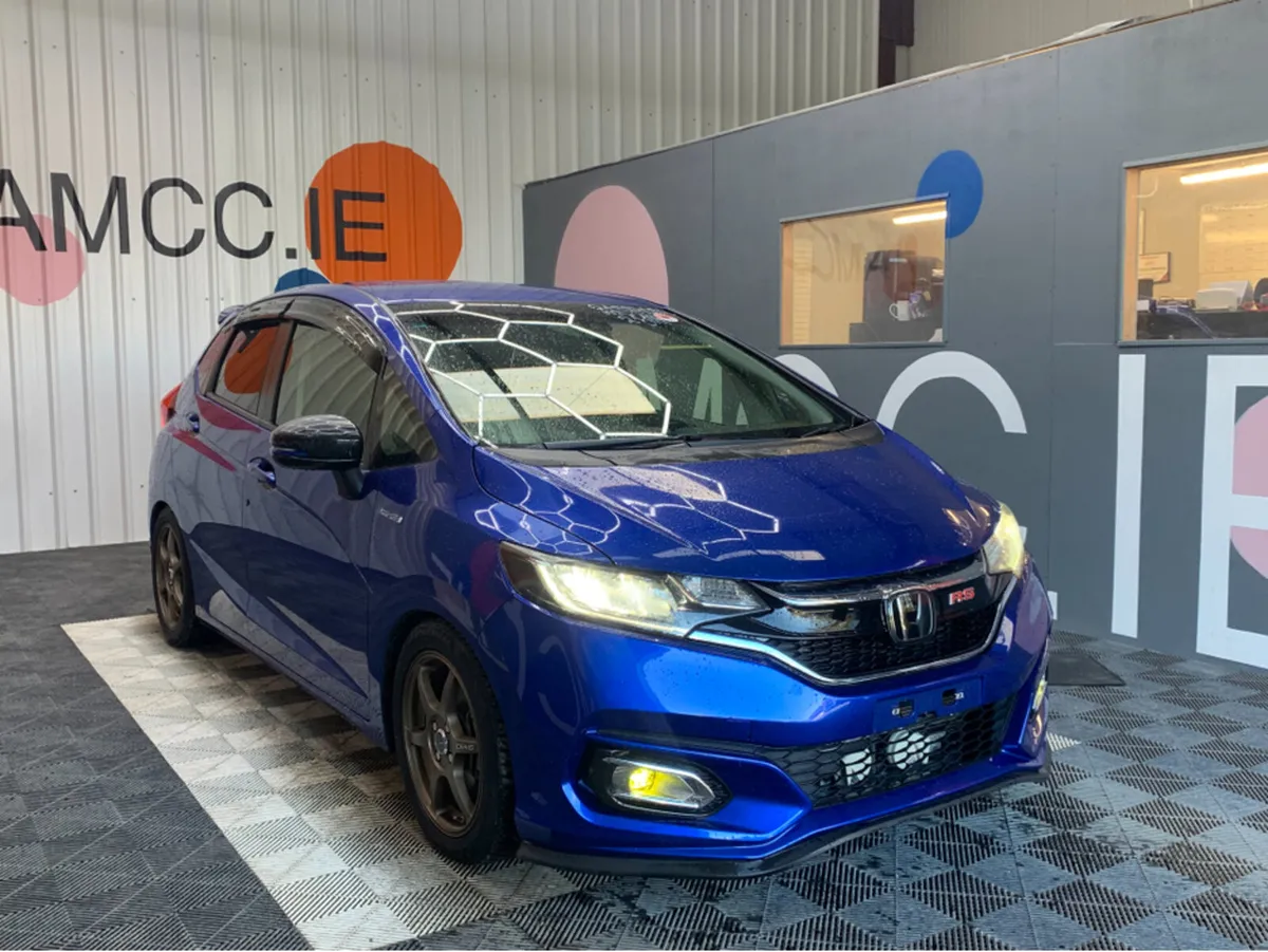 Honda Fit 1.5 HYBRID AUTOMATIC / 61k KMs / Adaptiv - Image 1
