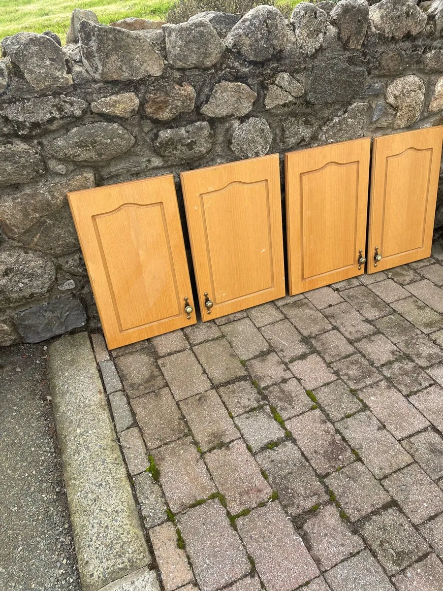 Wardrobe - Image 2