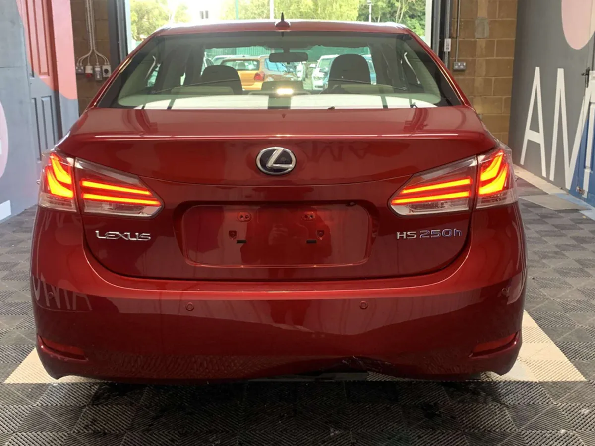 Lexus HS ONLY €13950! Lexus HS 250h 2.4 Hybrid / R - Image 3