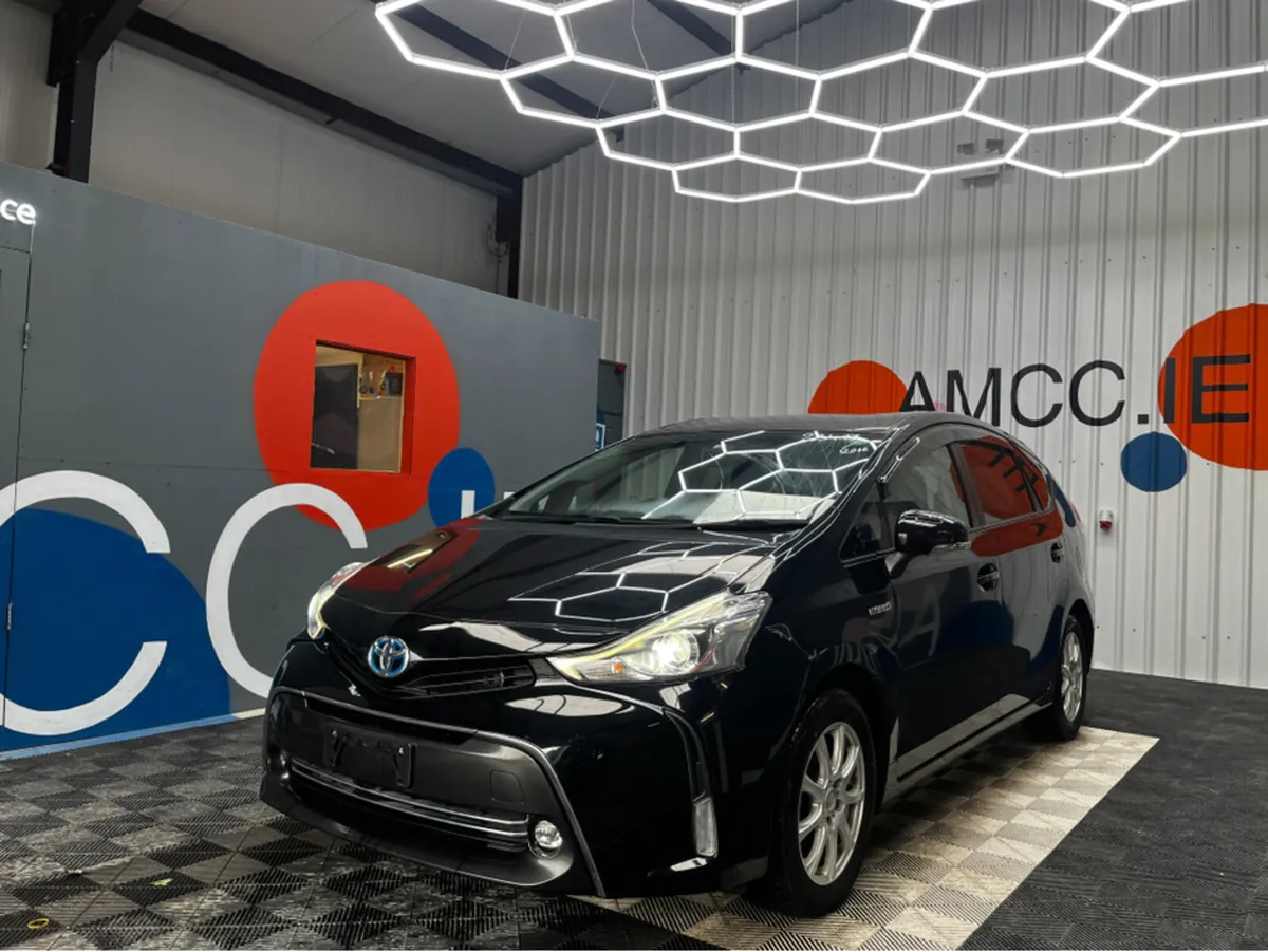 Toyota Prius 1.8 HYBRID / 71k KMs / Reverse Camera - Image 3
