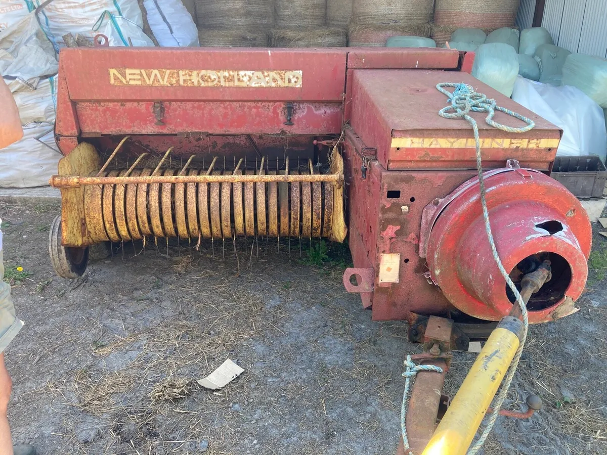 Square Baler - Image 3