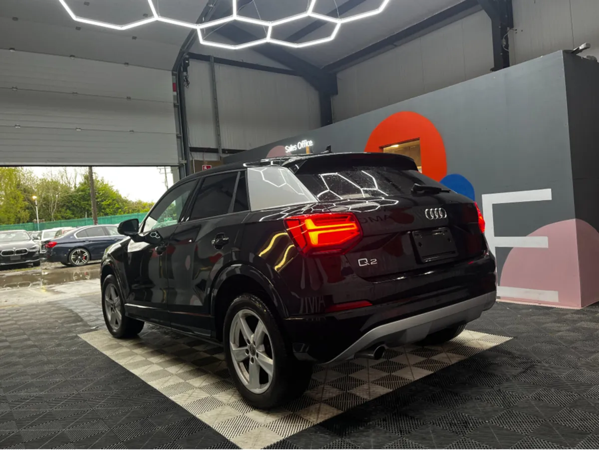 Audi Q2 30 TFSI SPORT / 28k KMs / Heated Seats, Re - Image 4