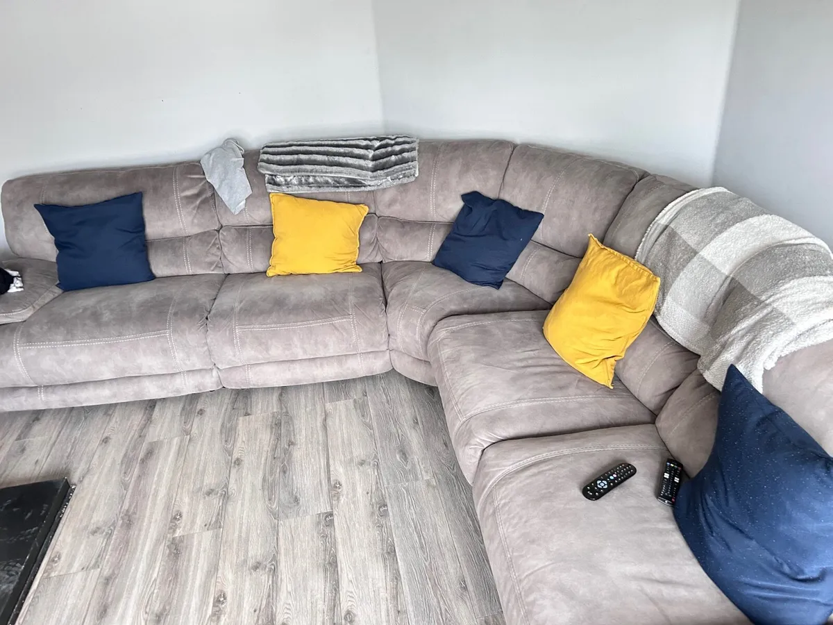 Grey Corner Couch - Image 1