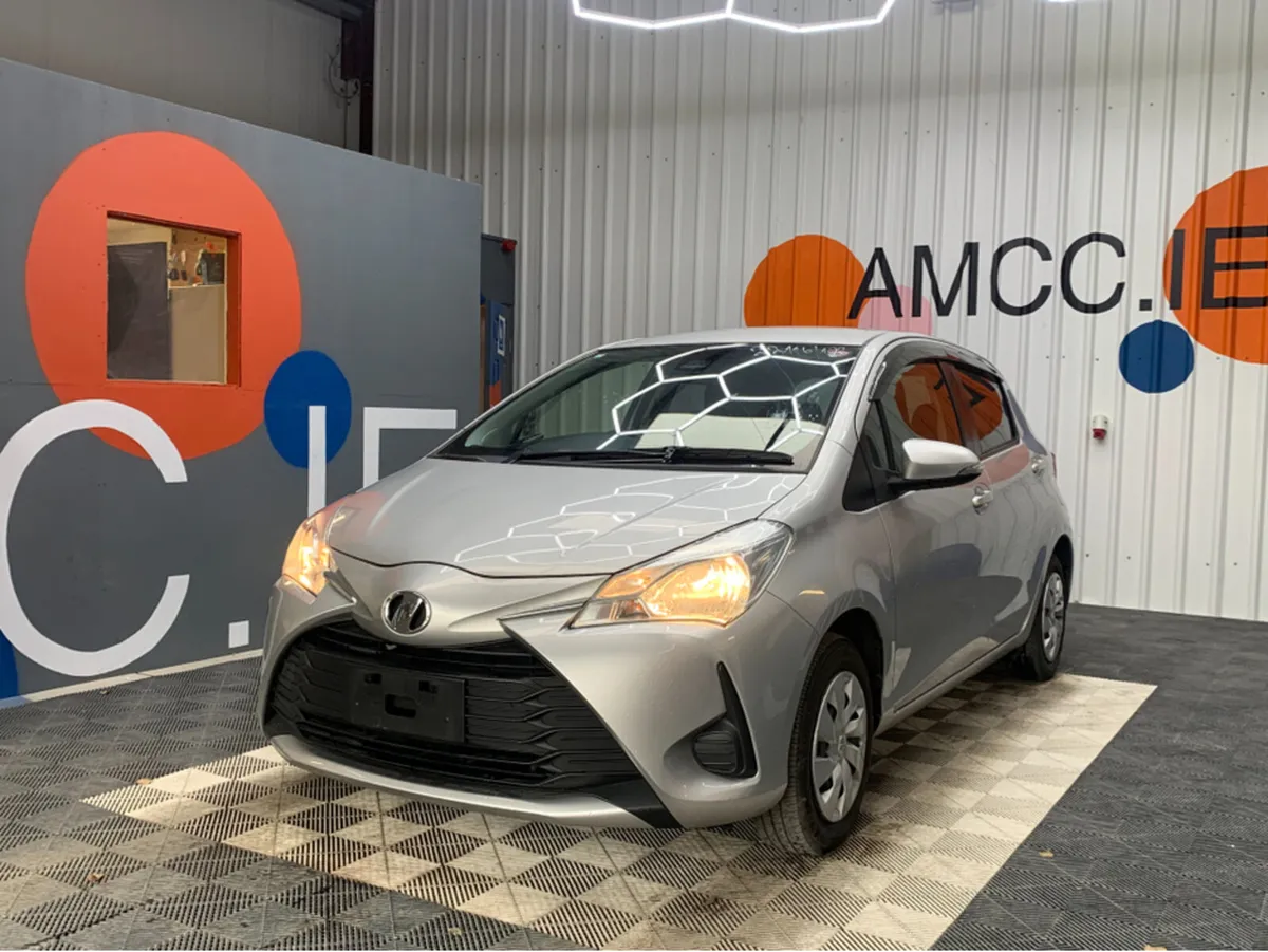 Toyota Vitz 1.0 PETROL / 79k KMs / Reverse Camera - Image 3