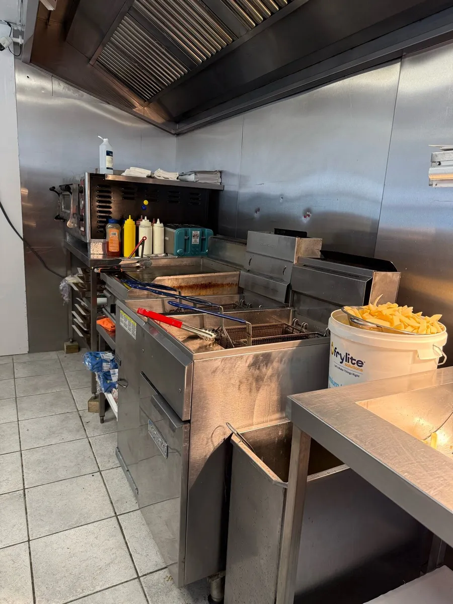 Takeaway for sale - Image 2