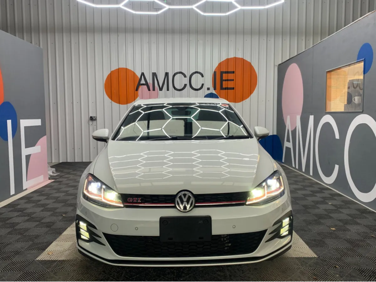 Volkswagen Golf GTI AUTOMATIC / 63k KMs / Adaptive - Image 2