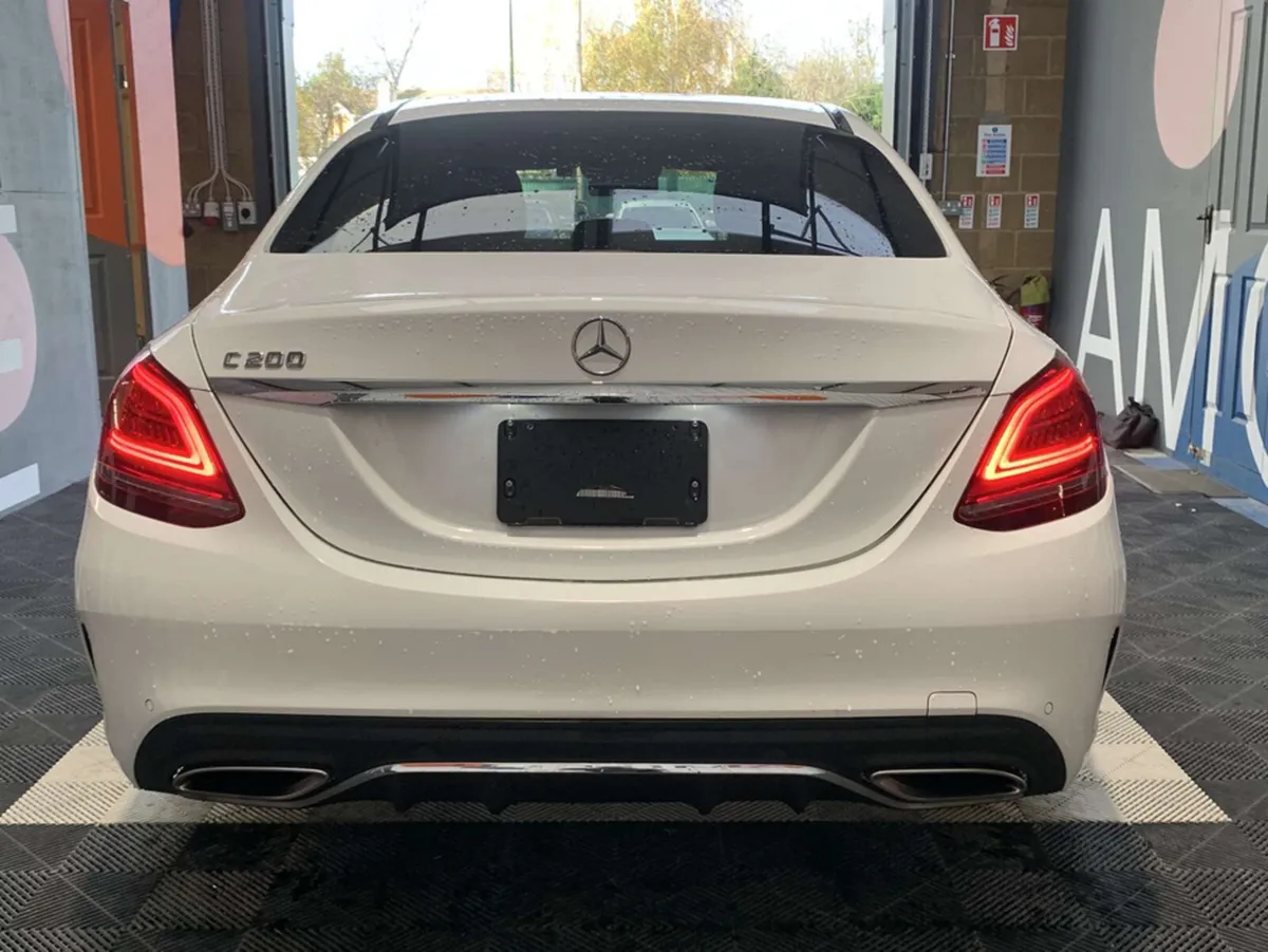 Mercedes-Benz C-Class Mercedes C-CLASS C200 AMG Li - Image 4