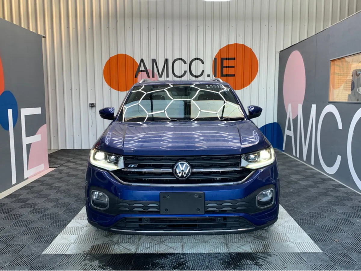 Volkswagen T-Cross R LINE TSI AUTOMATIC / 52k KMs - Image 2