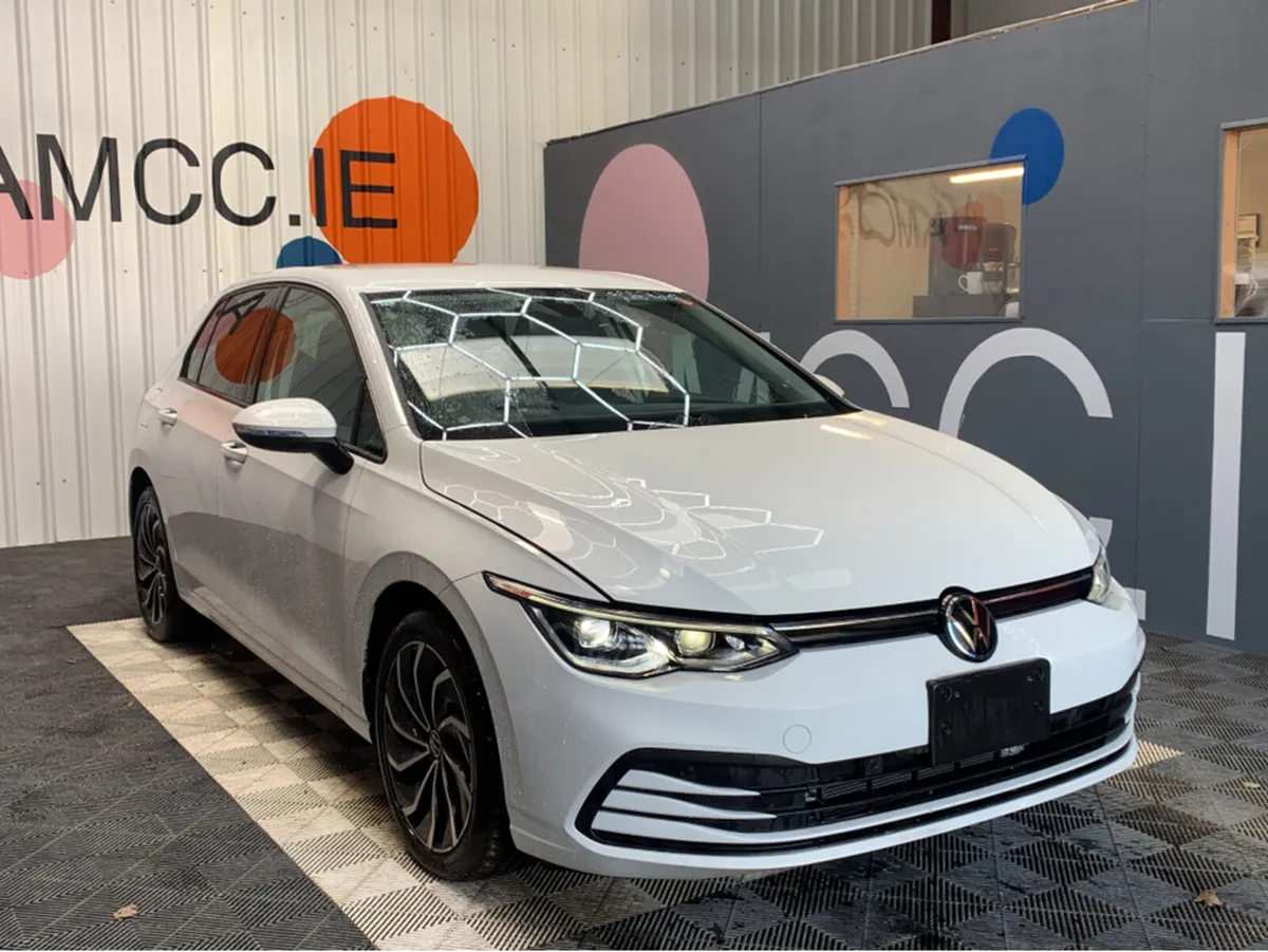 Volkswagen Golf TDI / 3k KMs /  Automatic / Heated - Image 1