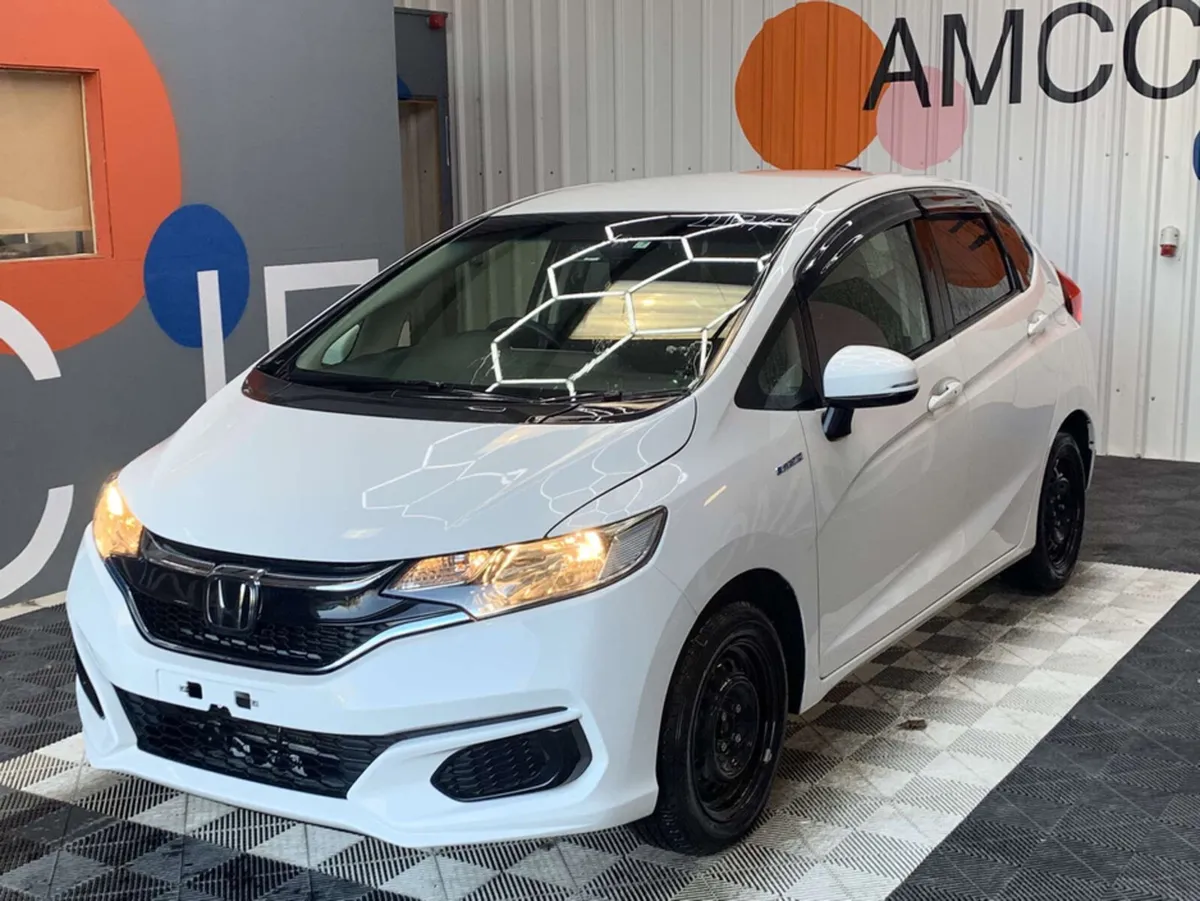 Honda Fit Honda Fit 1.5 Hybrid / Cruise Control / - Image 3