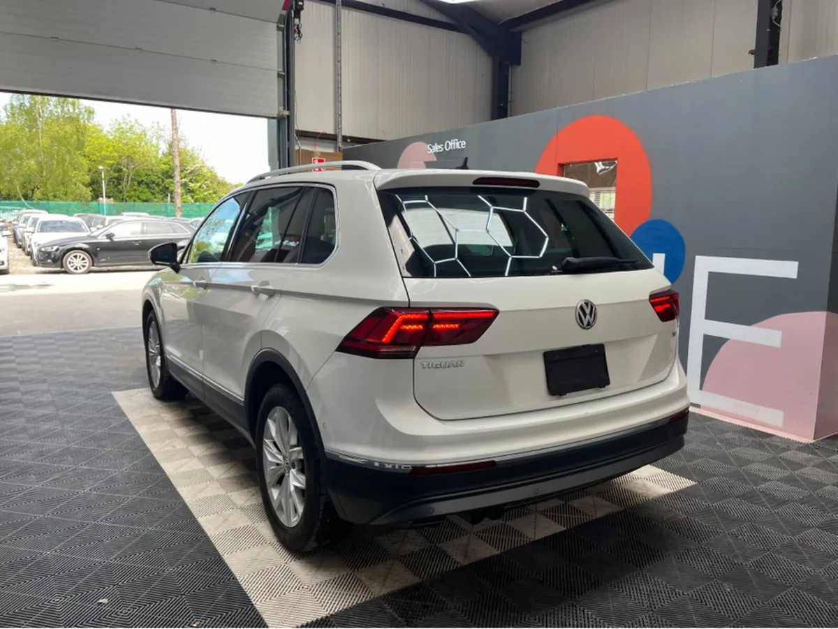 Volkswagen Tiguan TSI HIGH LINE / 64k KMs / FRONT - Image 4