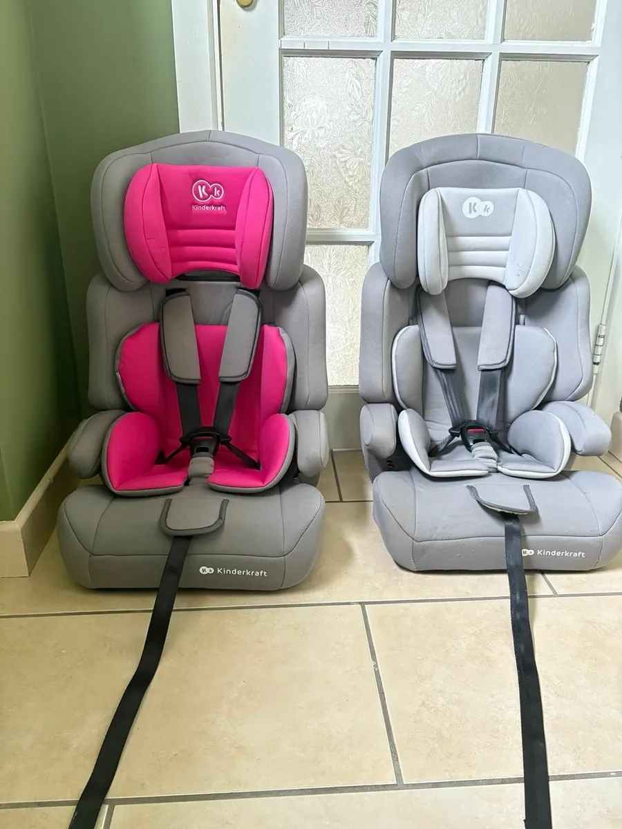 2 kinderkraft car seats