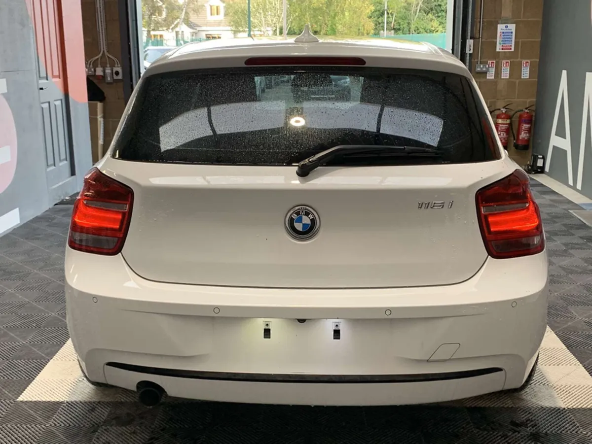 BMW 1-Series BMW 1 Series 1.6 Petrol / Reverse Cam - Image 3