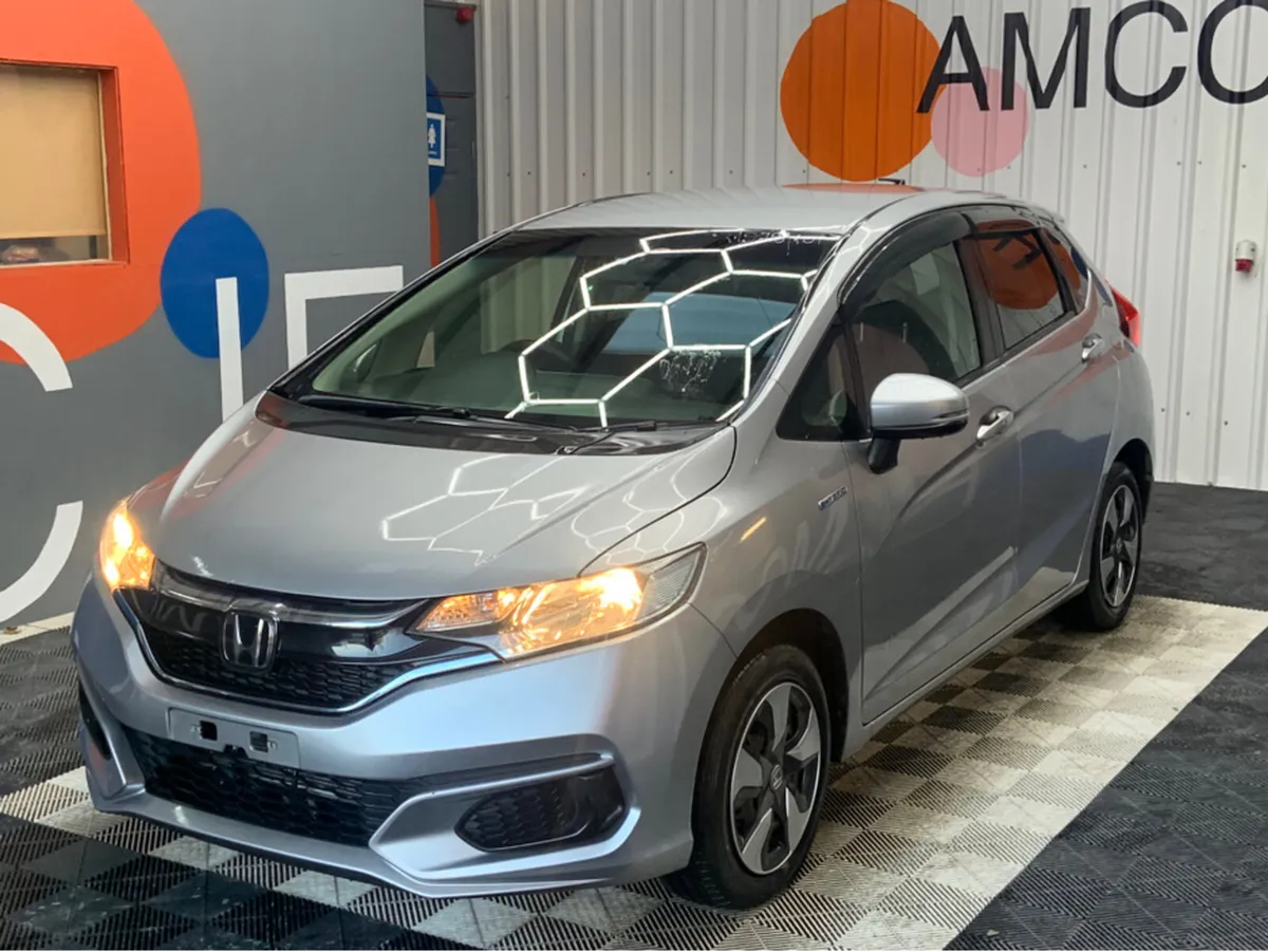Honda Fit Honda Fit 1.5 Hybrid / Cruise Control / - Image 2
