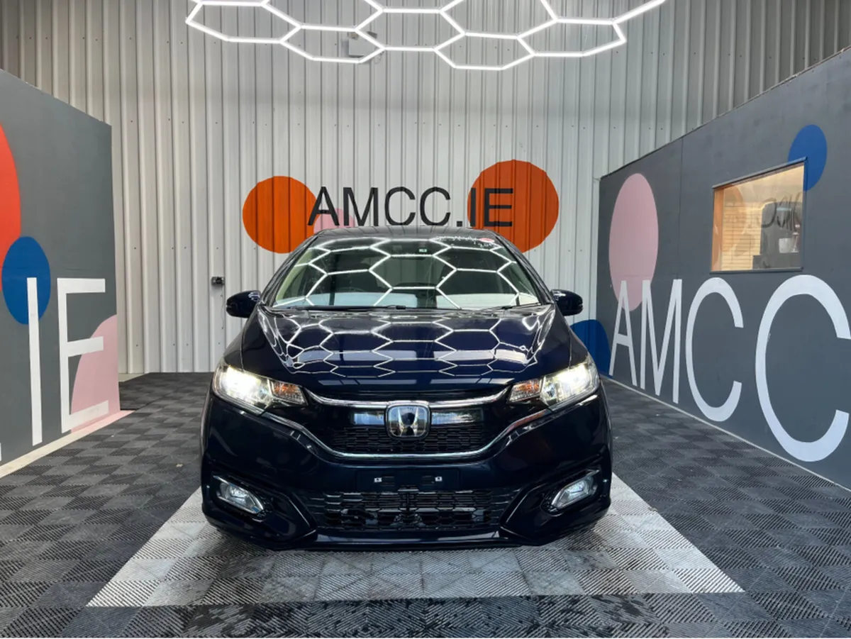 Honda Fit 1.5 HYRBID L PACK / 58k KMs / REVERSEA C - Image 2