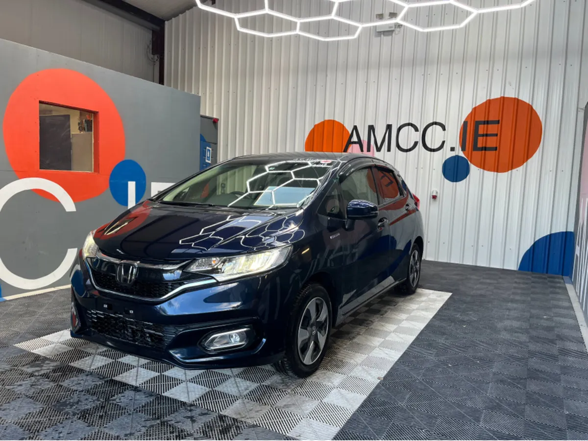 Honda Fit 1.5 HYRBID L PACK / 58k KMs / REVERSEA C - Image 3
