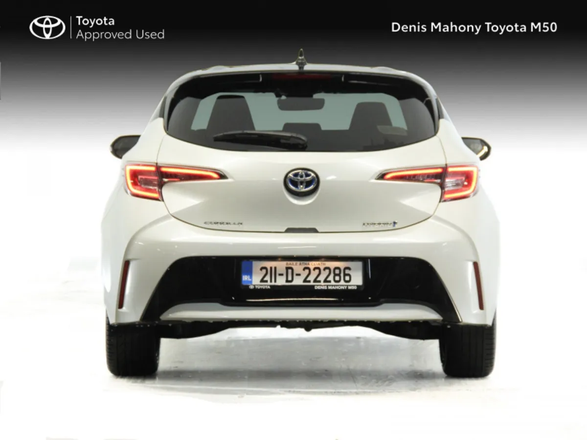 Toyota Corolla Luna Sport Hybrid Hatchback Auto - Image 4