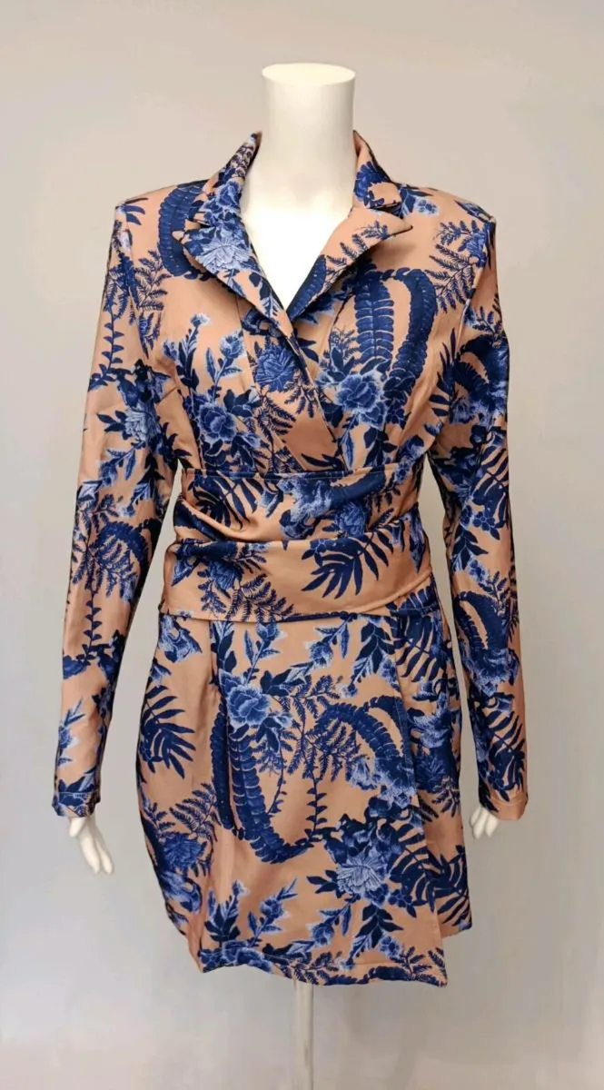 Wrap dress - Image 2
