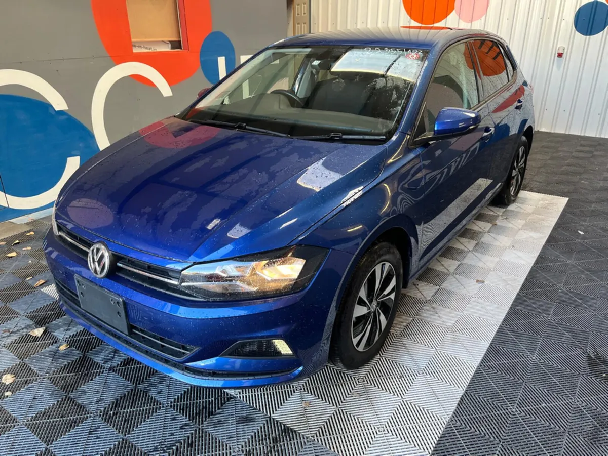Volkswagen Polo Polo 1.0 Automatic - 30k KMs - Rev - Image 4