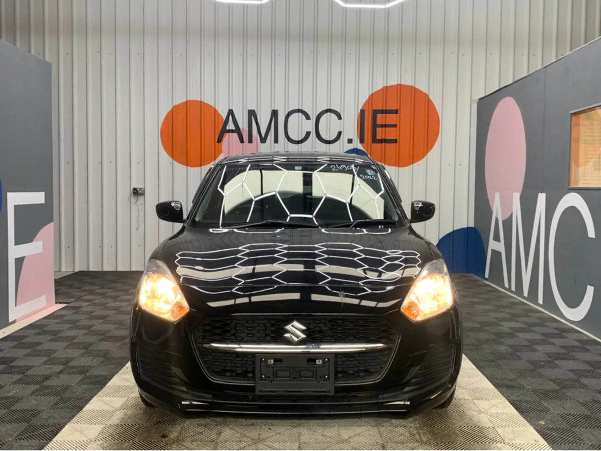 Suzuki Swift 1.2 PETROL AUTOMATIC / 45k KMs / Reve - Image 2