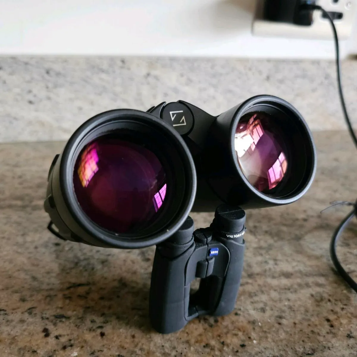 Zeiss 7 x 42 FL T* Binoculars VERY RARE - Image 2