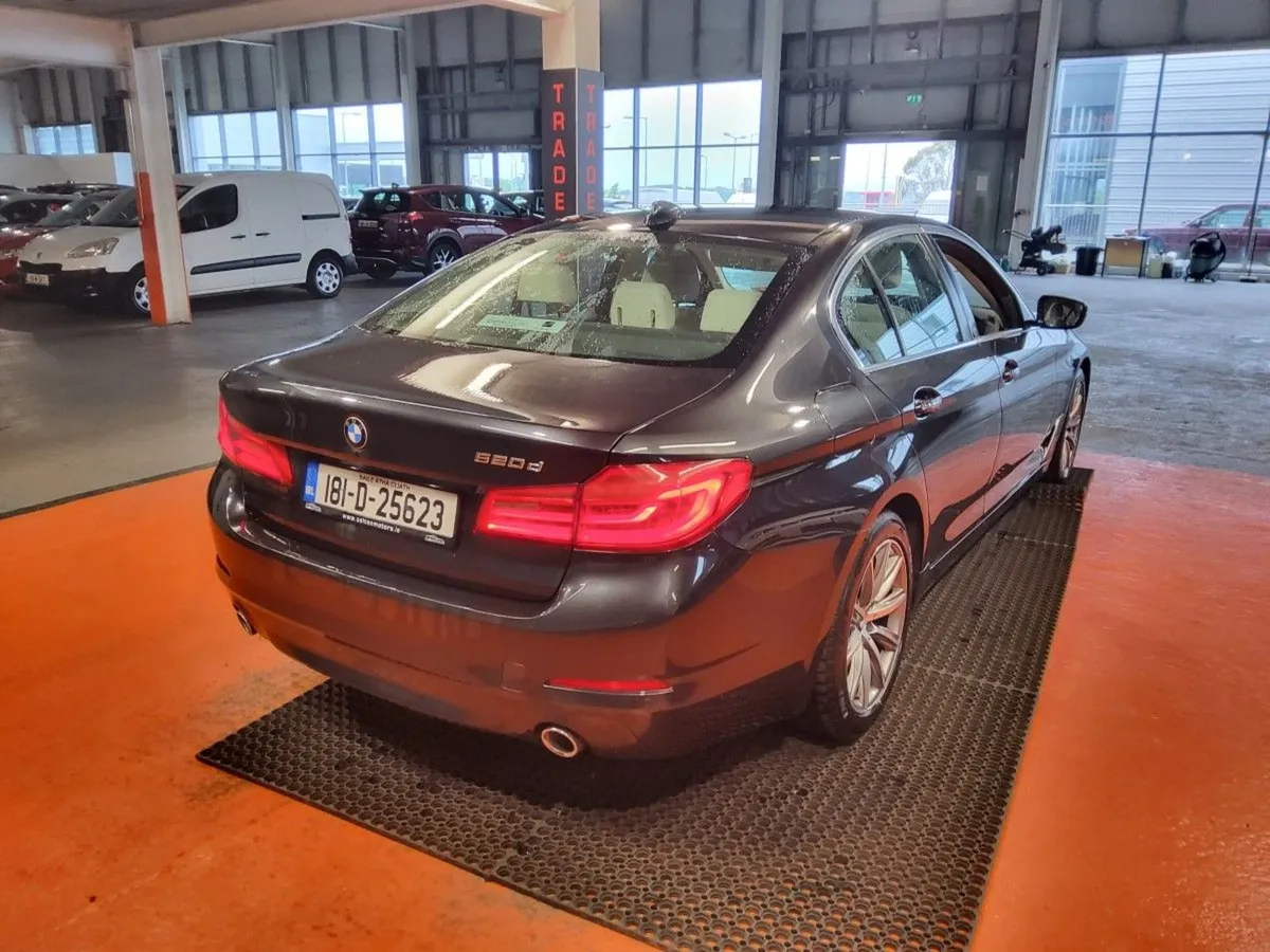 BMW 5 Series 520d SE 18  Auto - Image 3