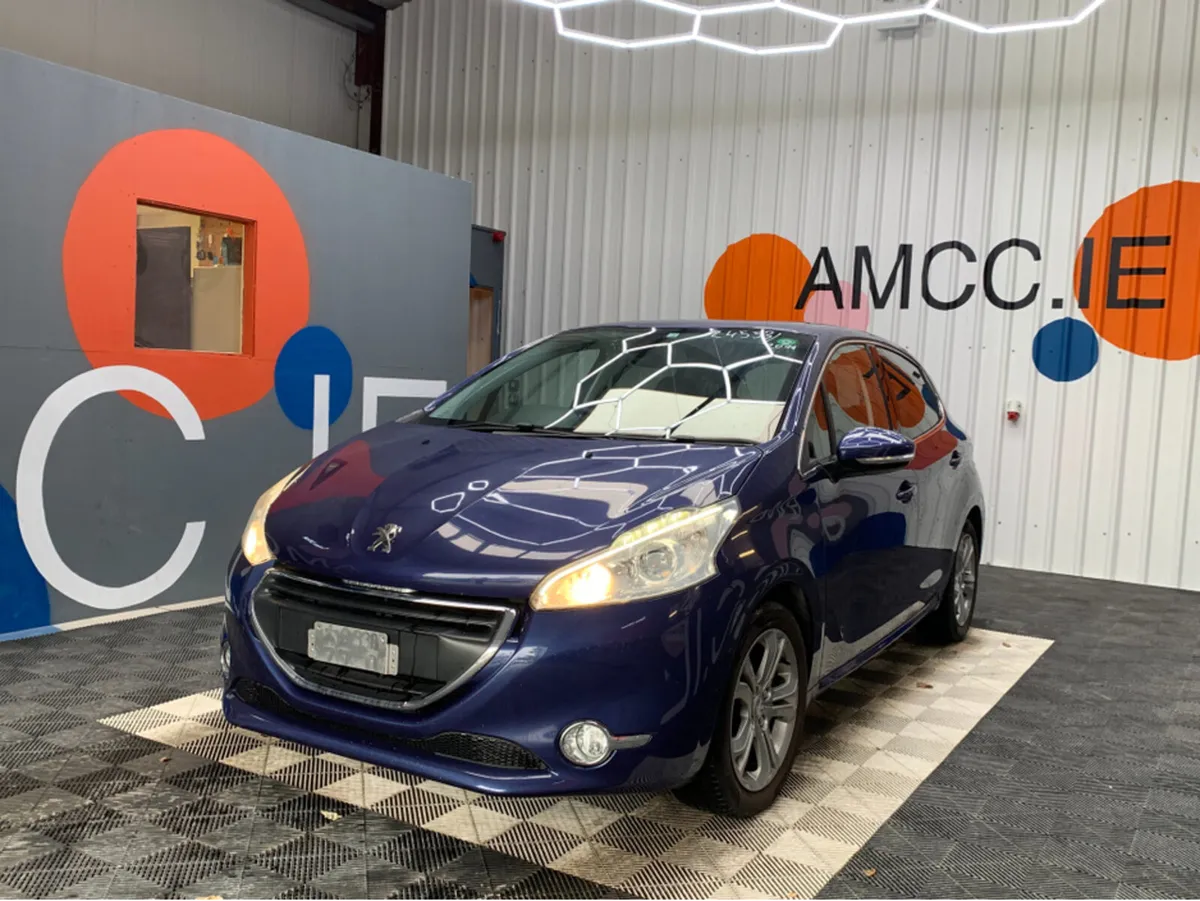 Peugeot 208 ONLY €8950 1.2 PETROL AUTOMATIC / 60k - Image 3