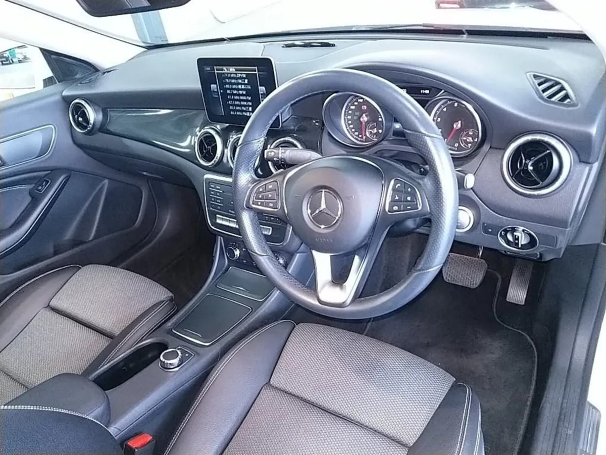 Mercedes-Benz CLA CLA180 AMG STYLE *Coming Soon* / - Image 3