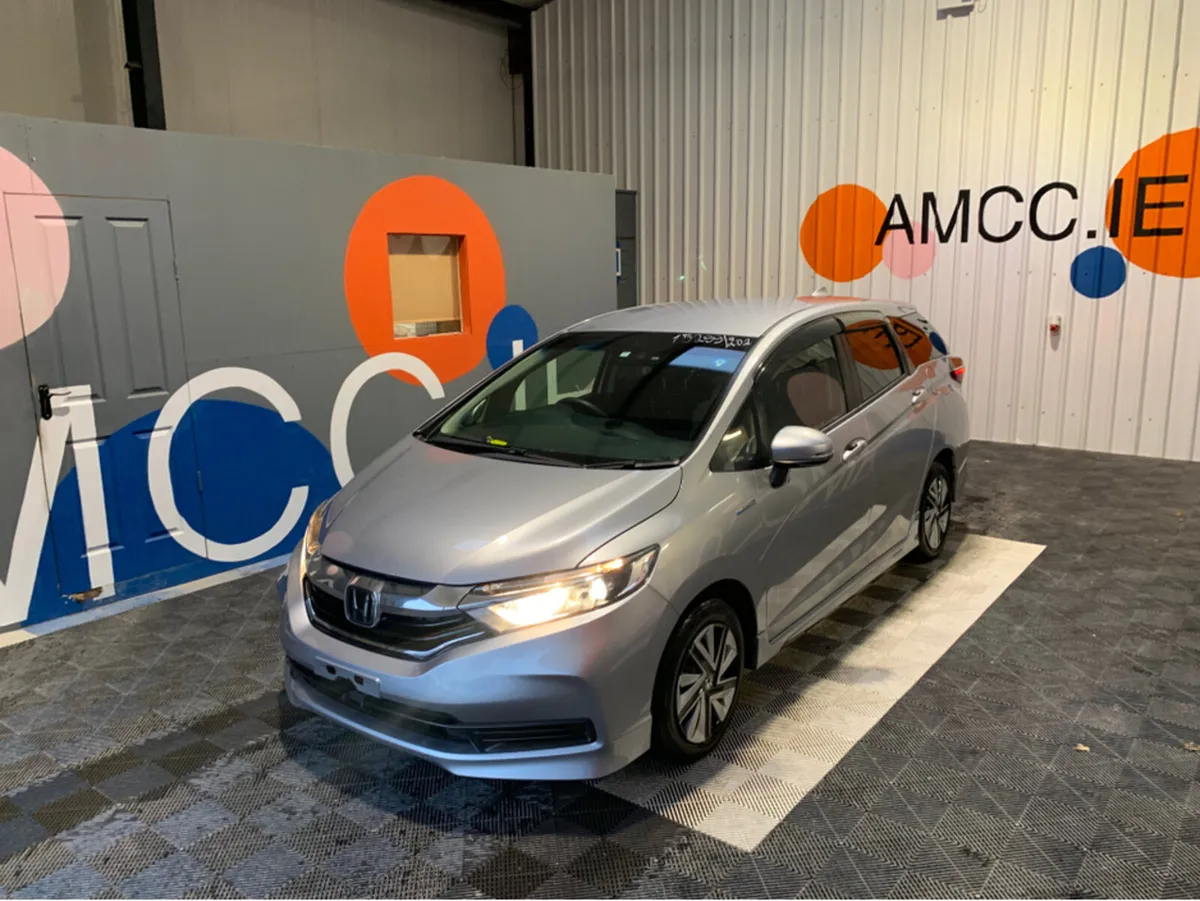 Honda Shuttle ONLY €15950! Cruise Control / Lane A - Image 3