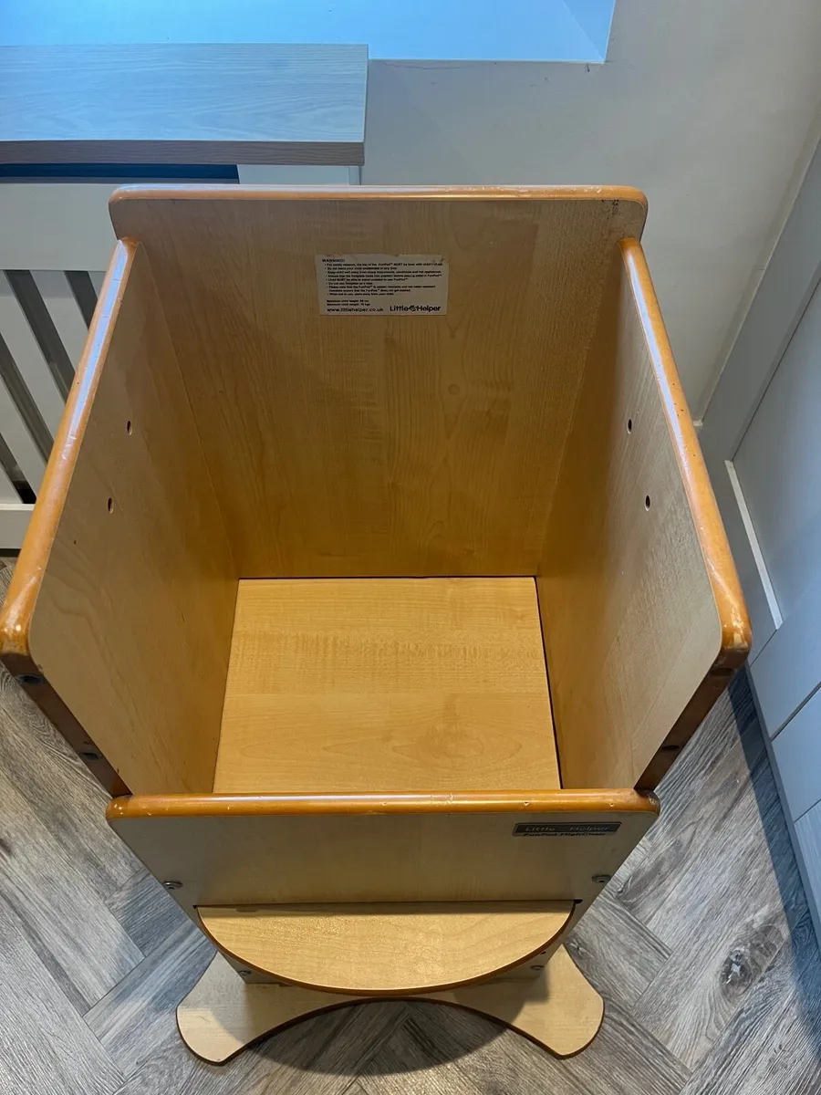 Little helper highchair and standing tower funpod - Image 1