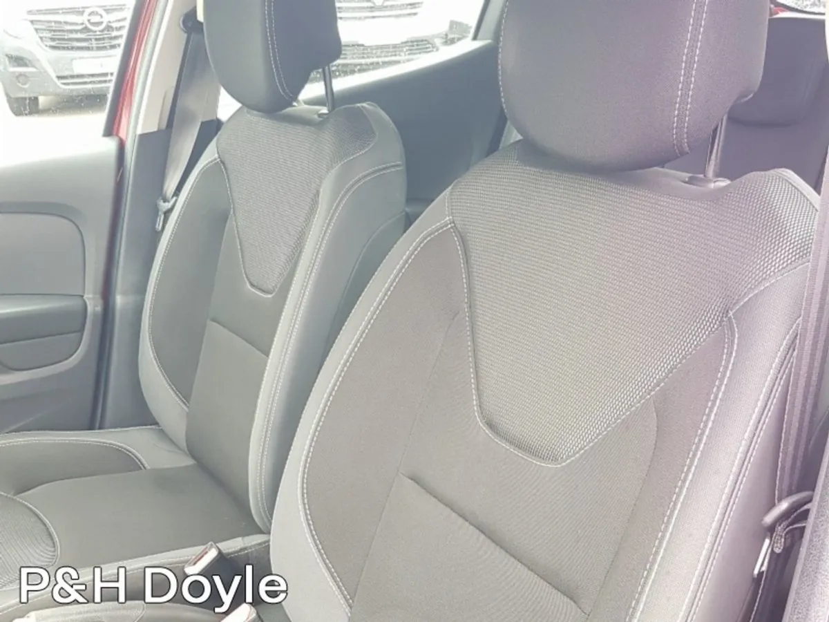 Renault Clio Dynamique NAV - Image 4