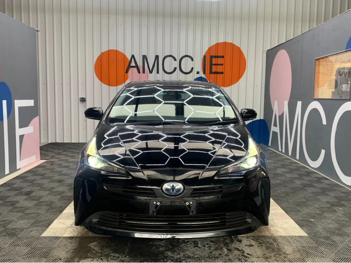 Toyota Prius 1.8 HYBRID / 54k KMs / Cruise Control - Image 2