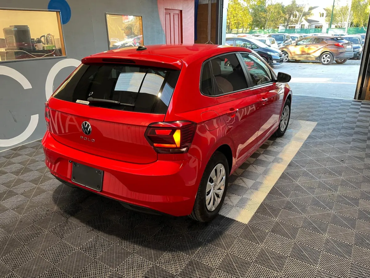 Volkswagen Polo Polo Automatic / 1.0 ONLY 4,000KMs - Image 2