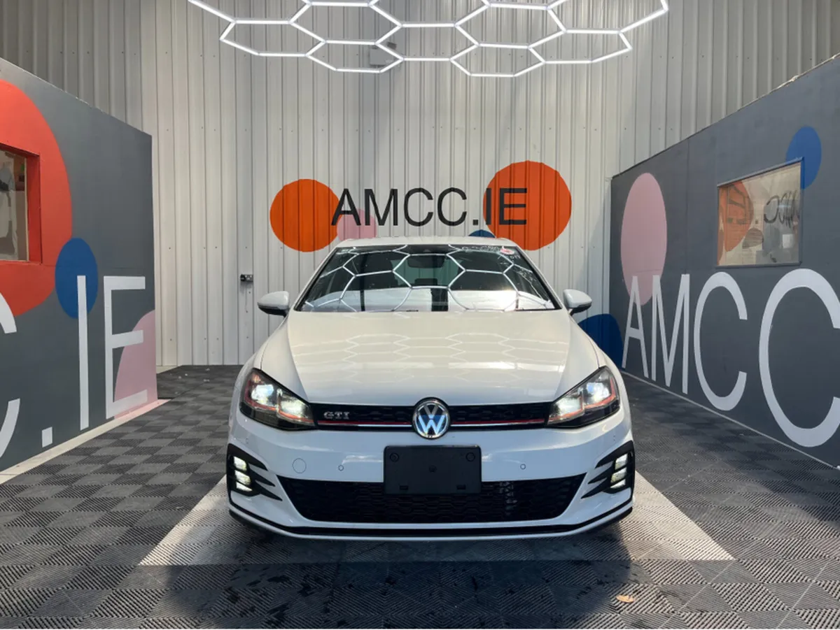 Volkswagen Golf 2.0 GTI 2.0 TSI DSG AUTOMATIC / 96 - Image 2