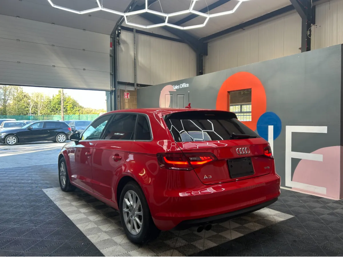 Audi A3 1.4 TFSI AUTOMATIC / 72k KMs / Reverse Cam - Image 4