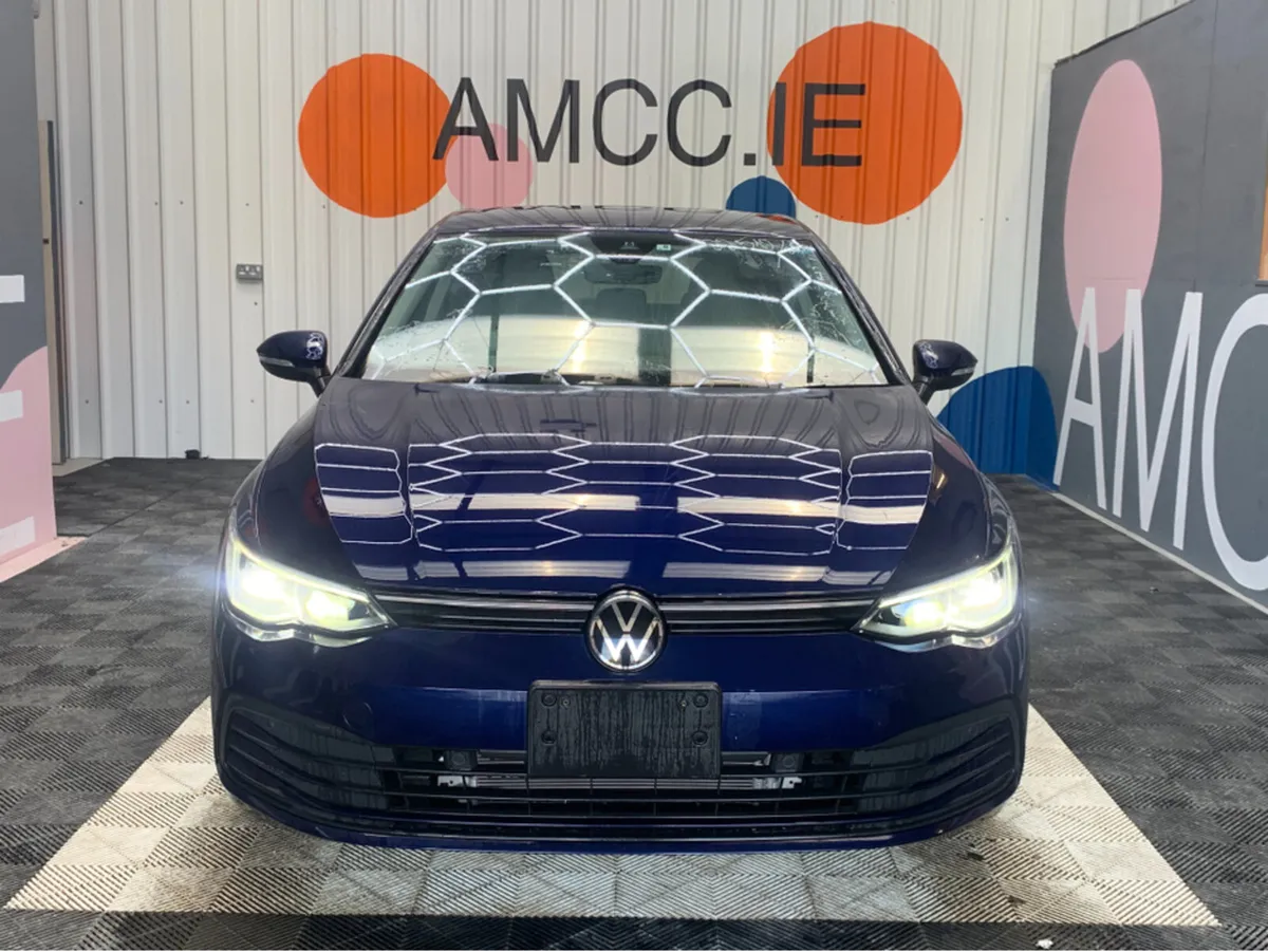 Volkswagen Golf ETSI ACTIVE / 28k KMs / Automatic - Image 2