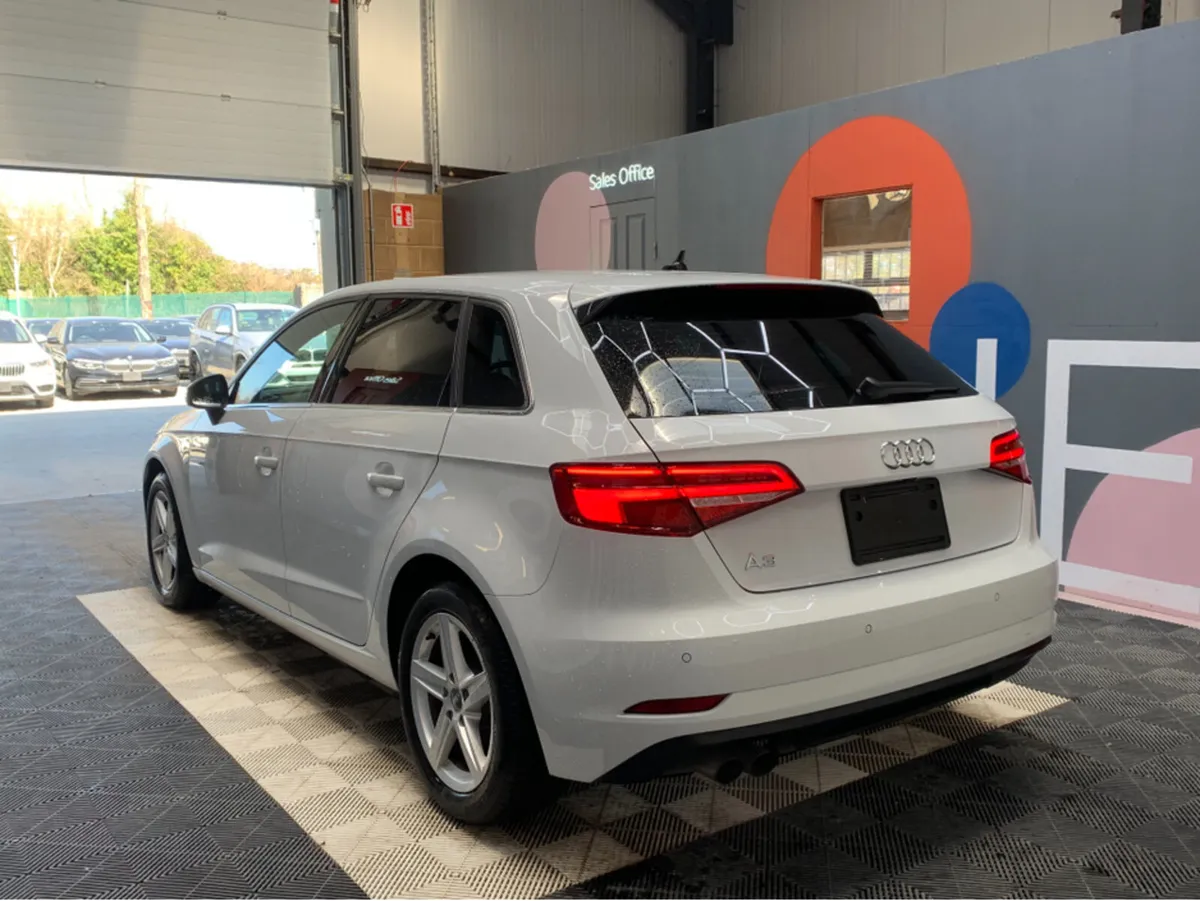 Audi A3 30 TFSI AUTOMATIC / 24k KMs / Adaptive Cru - Image 4