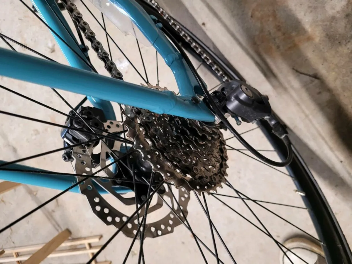 Orbea Vector 30 Hybrid Bike - medium - Image 4