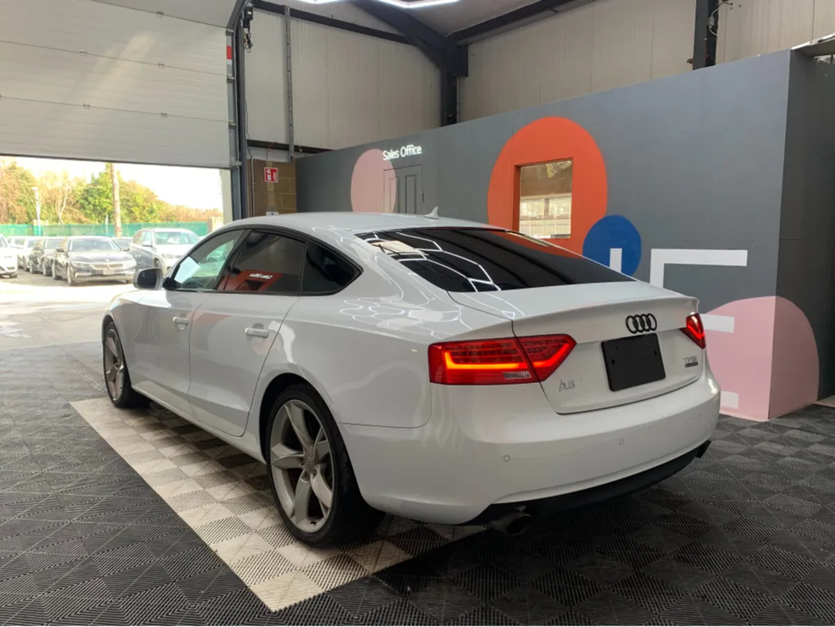 Audi A5 2.0 TFSI QUATTRO / 50k KMs / Heated Leathe - Image 4