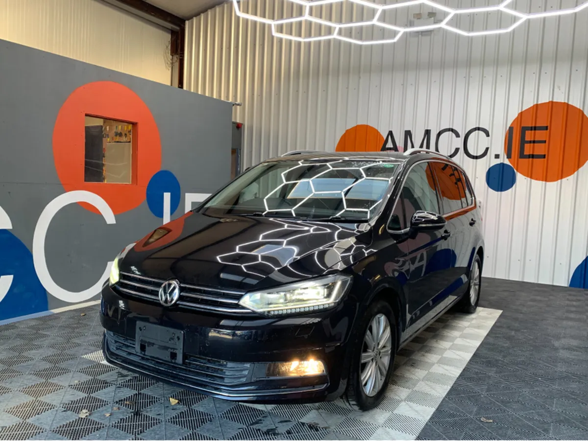 Volkswagen Touran TDI HIGH LINE / 75k KMs / Rear & - Image 3