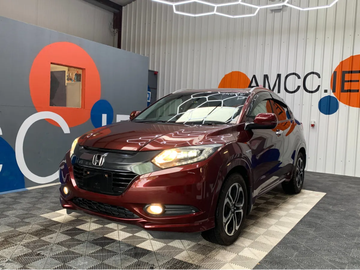Honda Vezel 1.5 HYBRID / 62k KMs / Heated Seats, R - Image 3