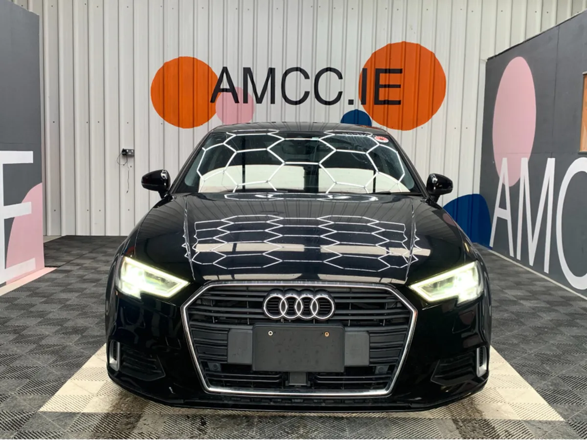 Audi A3 AUDI A3 SALOON AUTOMATIC LEATHER  30TFSI / - Image 2