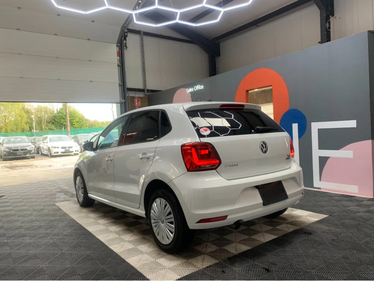 Volkswagen Polo TSI COMFORT LINE / 80k KMs / Rever - Image 4