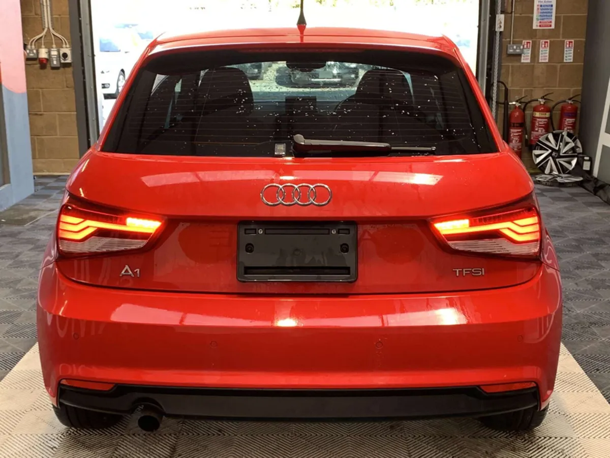 Audi A1 Audi A1 Sportback 1.0 TFSI / Heated Seats - Image 4