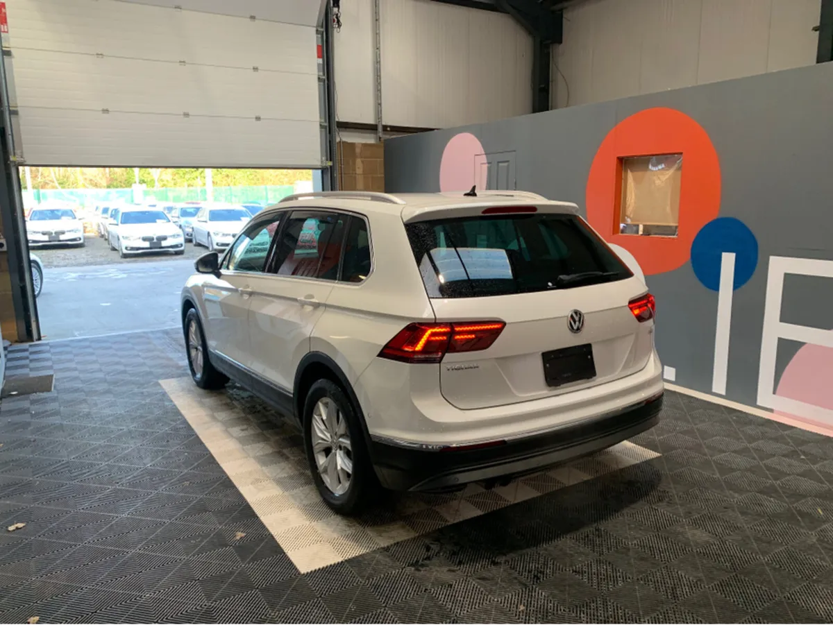 Volkswagen Tiguan Tiguan Automatic TSI Highline / - Image 3