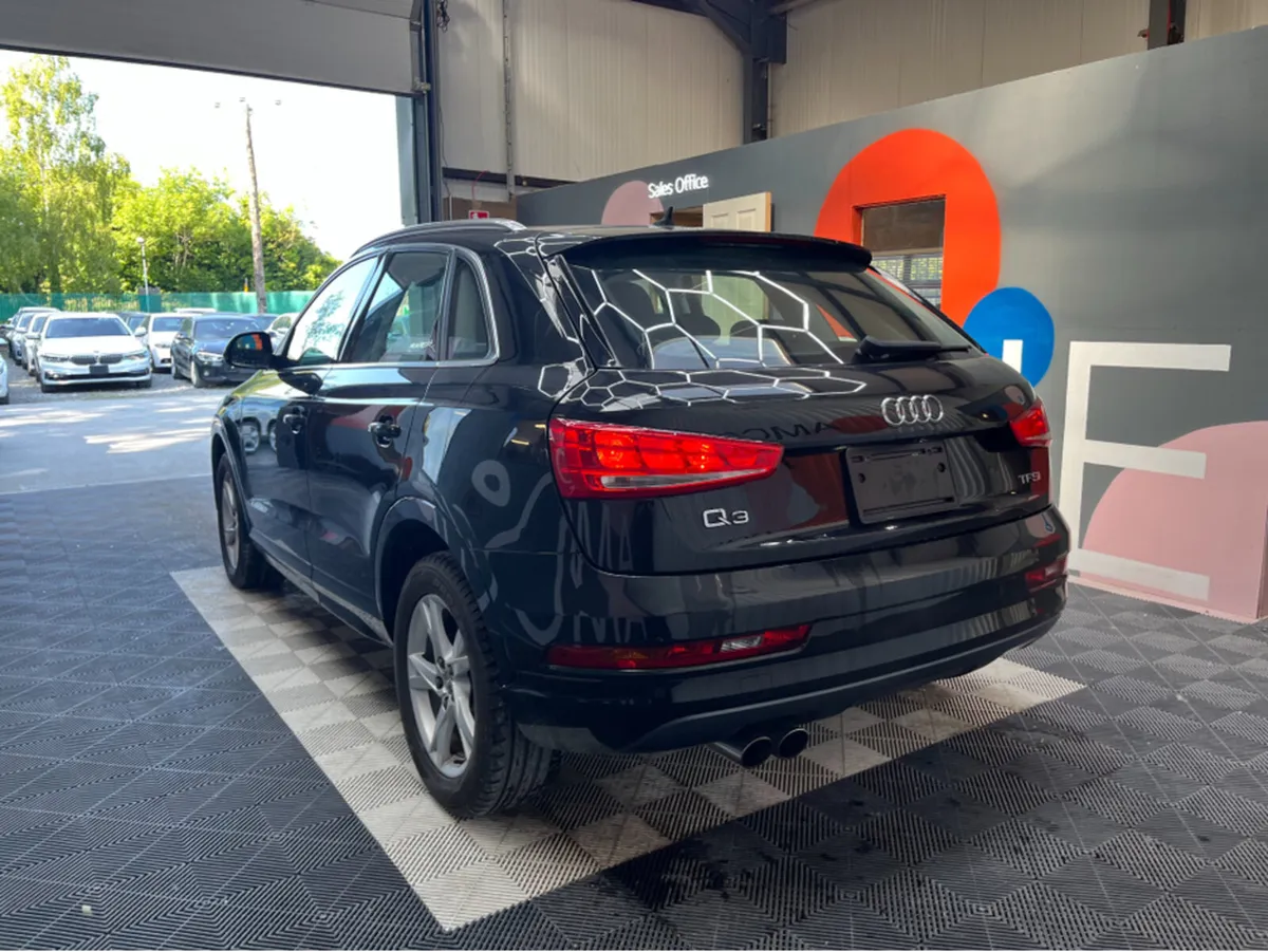 Audi Q3 1.4 TFSI SPORT / 32k KMs / REVERSE CAMERA - Image 4