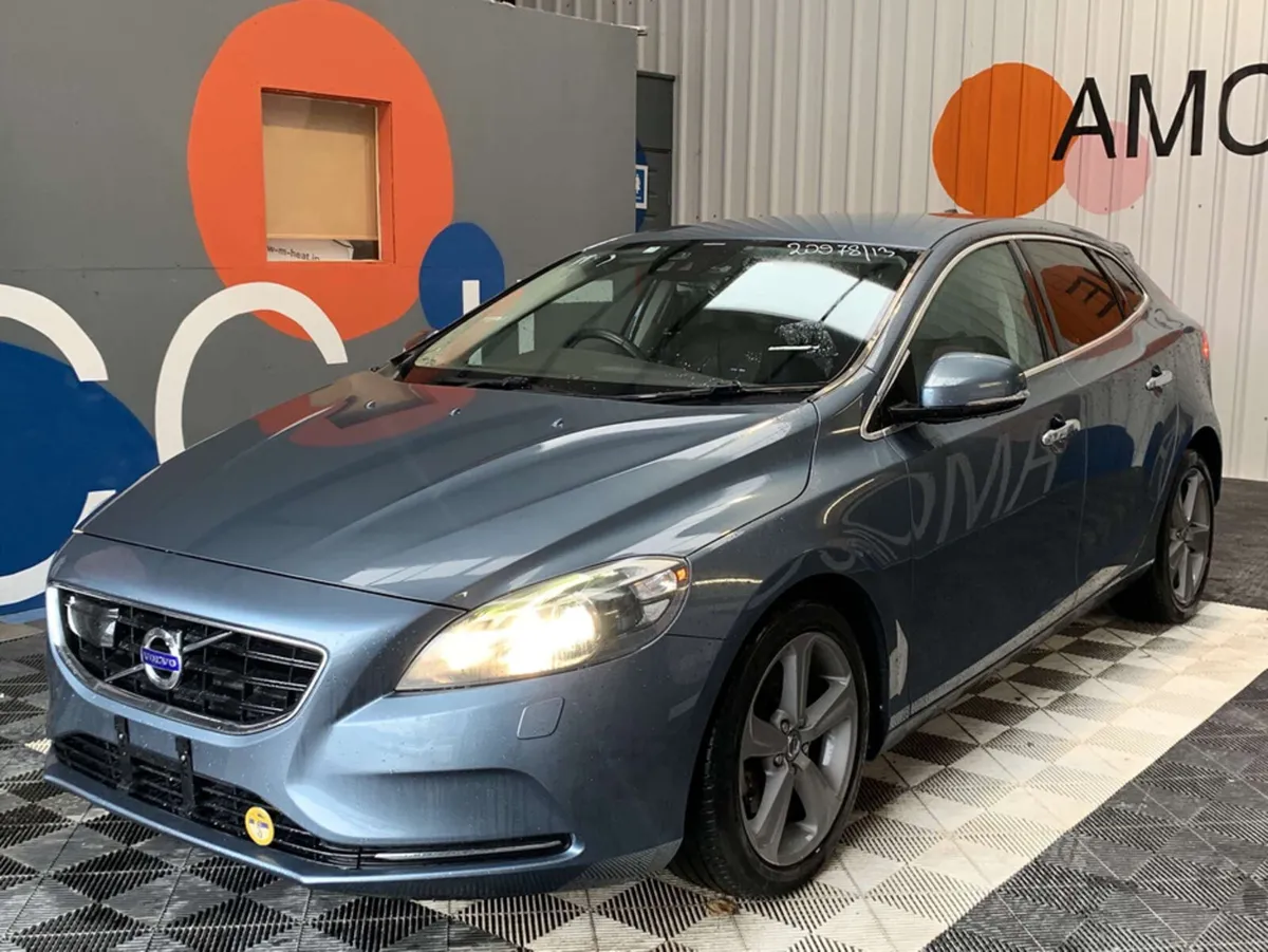 Volvo V40 Volvo V40 1.6 Automatic / 59k KMs / Heat - Image 3